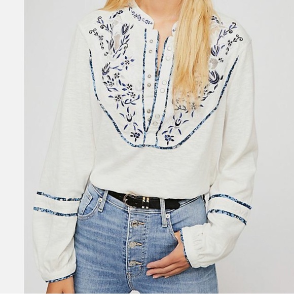Free People Tops - NWOT FREE PEOPLE SUNDANCE KID WESTERN HENLEY TOP size XS